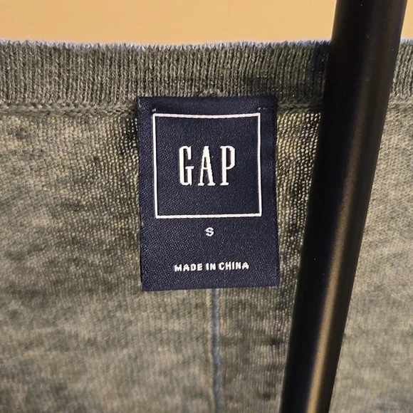 GAP Olive Green Knit Sweater Top - Picture 3 of 3